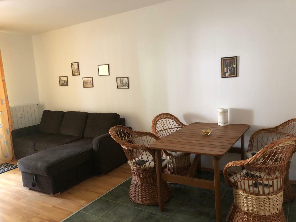 Muller Apartment سِنايا المظهر الخارجي الصورة